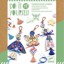 Load image into Gallery viewer, Djeco DIY - 3 Bag Charms to Create - Butterflies - BEST SELLER
